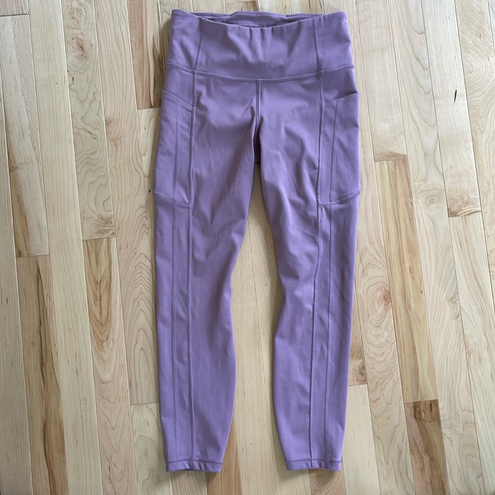 Athleta Ultimate Stash 7/8 Tight